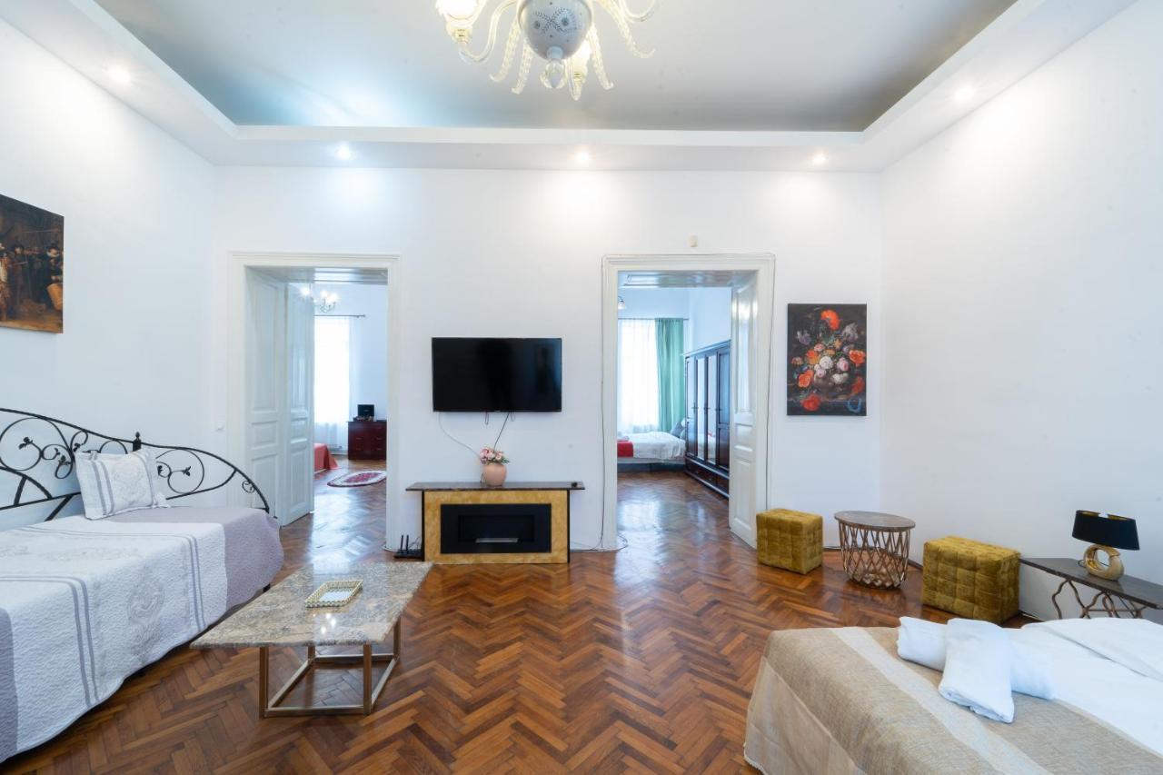 Willa 5* Noble House In Historic Center Kluż-Napoka Zewnętrze zdjęcie