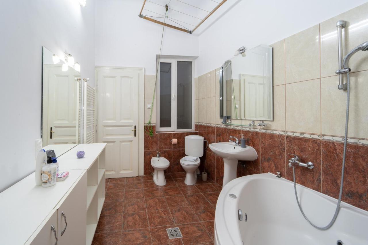 Willa 5* Noble House In Historic Center Kluż-Napoka Zewnętrze zdjęcie